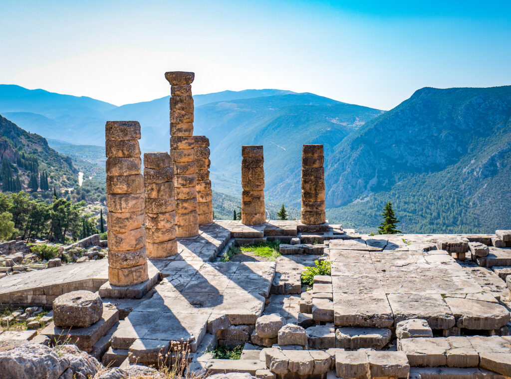 Book Athens Transfers to Delphi